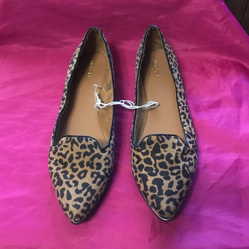 Leopard pointed toe loafers